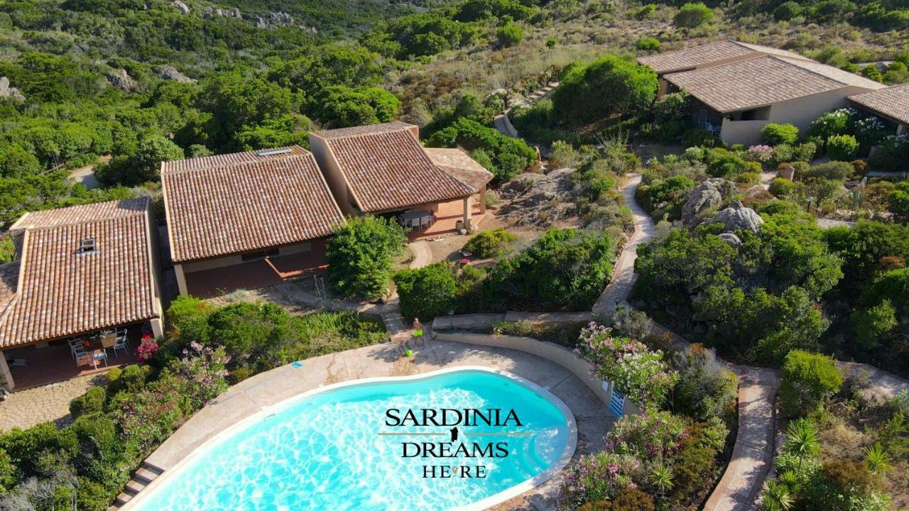Villetta Flora Con Piscina Costa Paradiso Luaran gambar